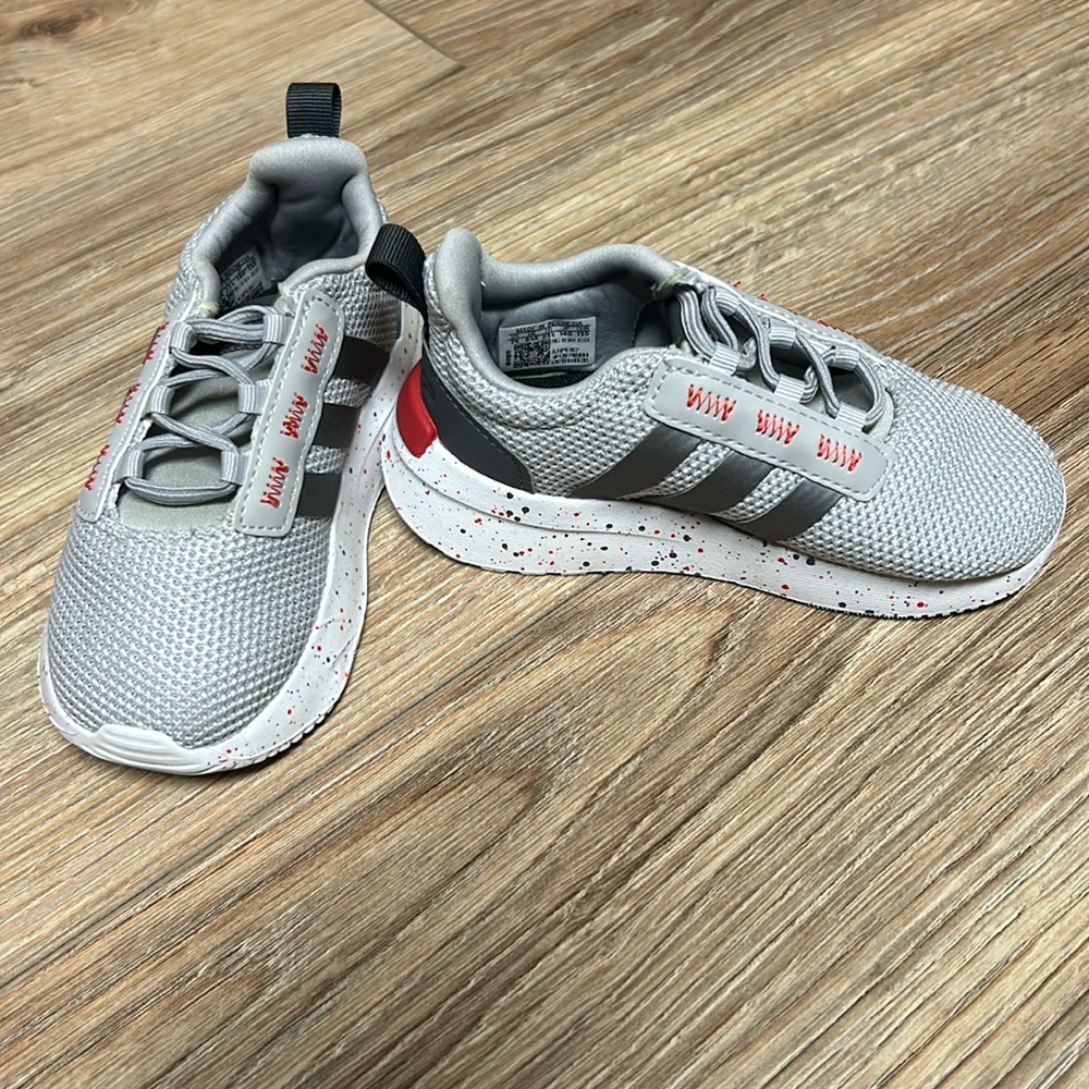 Adidas Toddler 7K slip on sneaker
